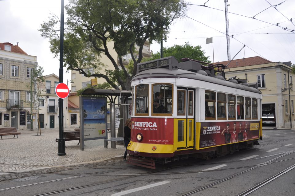 Tram28,SunnyInEveryCountry,Portugal,Lisbon,Lisboa,Europe,Travel,TravelTips,TravelGuide