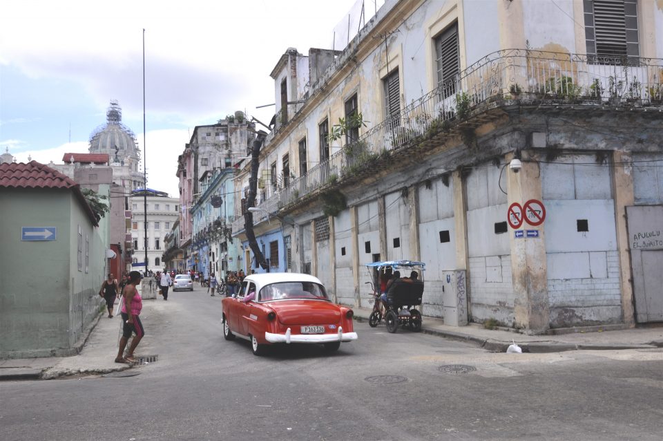 CubanCars,SunnyInCuba,Cuba,Spanish,Travel,TravelTips,TravelTuesday,SunnyInEveryCountry